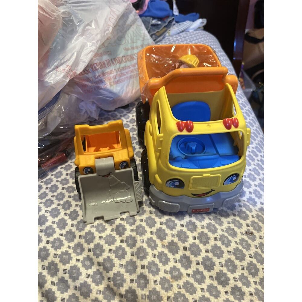 Fisher Price Little People Construction Play Set Bull Dozer, Dump Truck
